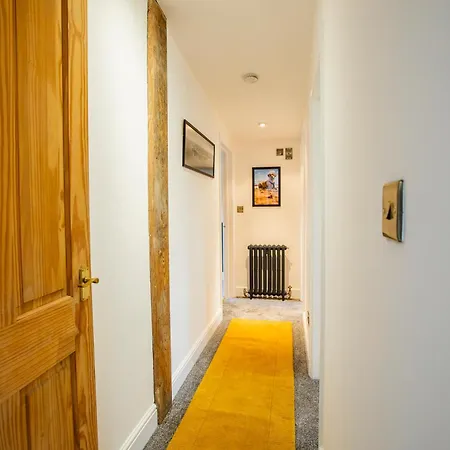 The Carriage House Apartment Ash  Exterior photo